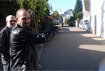 Herbstexkursion der Munzachgesellschaft Liestal 2013, Kaiseraugst,  Verlauf der Kastellmauer 